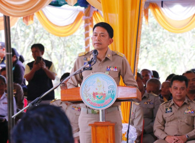 ลงพื้นที่ตรวจเยี่ยมและติดตามการดำเนินงานของศูนย์เรียนรู้การปลูกส้มโอทับทิมสยามบ้านแสงวิมานตำบลคลองน้อย อำเภอปากพนัง จังหวัดนครศรีธรรมราช โดยนายชวกิจจ์ สุวรรณคีรี รองผู้ว่าราชการจังหวัดนครศรีธรรมราช กล่าวต้อนรับพร้อมนายวิศิษฐ์ ศรีสุวรรณ์ อธิบดีกรมส่งเสริม ... พารามิเตอร์รูปภาพ 53